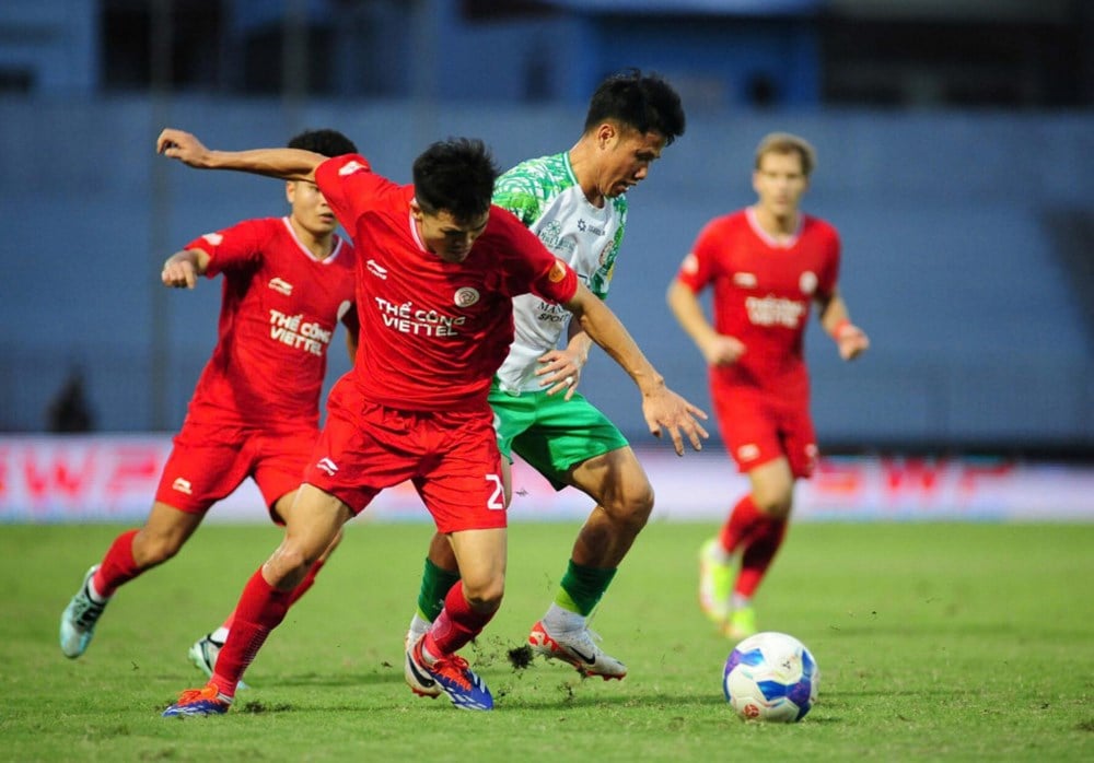 Komentáře k zápasu PVF-CAND vs The Cong, 18:00 8. listopadu: Domácí tým je slabý - foto 2