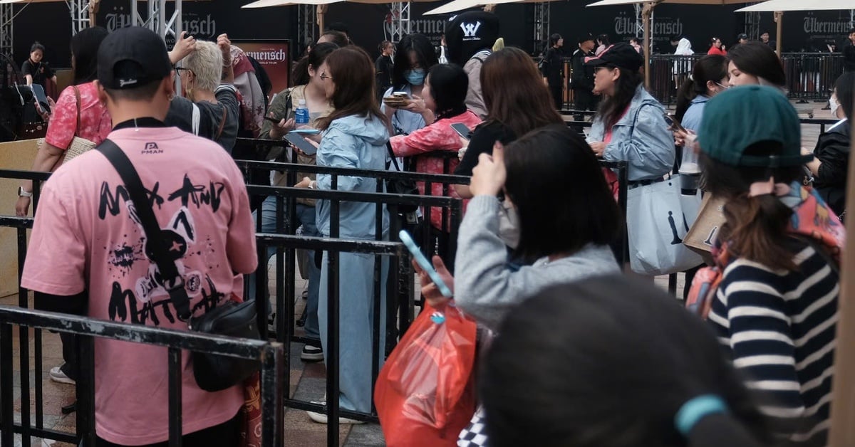 2 đêm diễn của G-DRAGON tại Việt Nam có thể có mưa, fan quyết tắm mưa cùng thần tượng