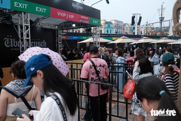 2 đêm diễn của G-DRAGON tại Việt Nam có thể có mưa, fan quyết tắm mưa cùng thần tượng - Ảnh 2.