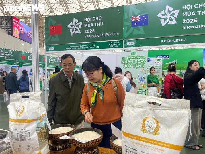 Mässan lockar i genomsnitt 100 000 besökare per dag, det högsta antalet bland inhemska handelsfrämjande evenemang.