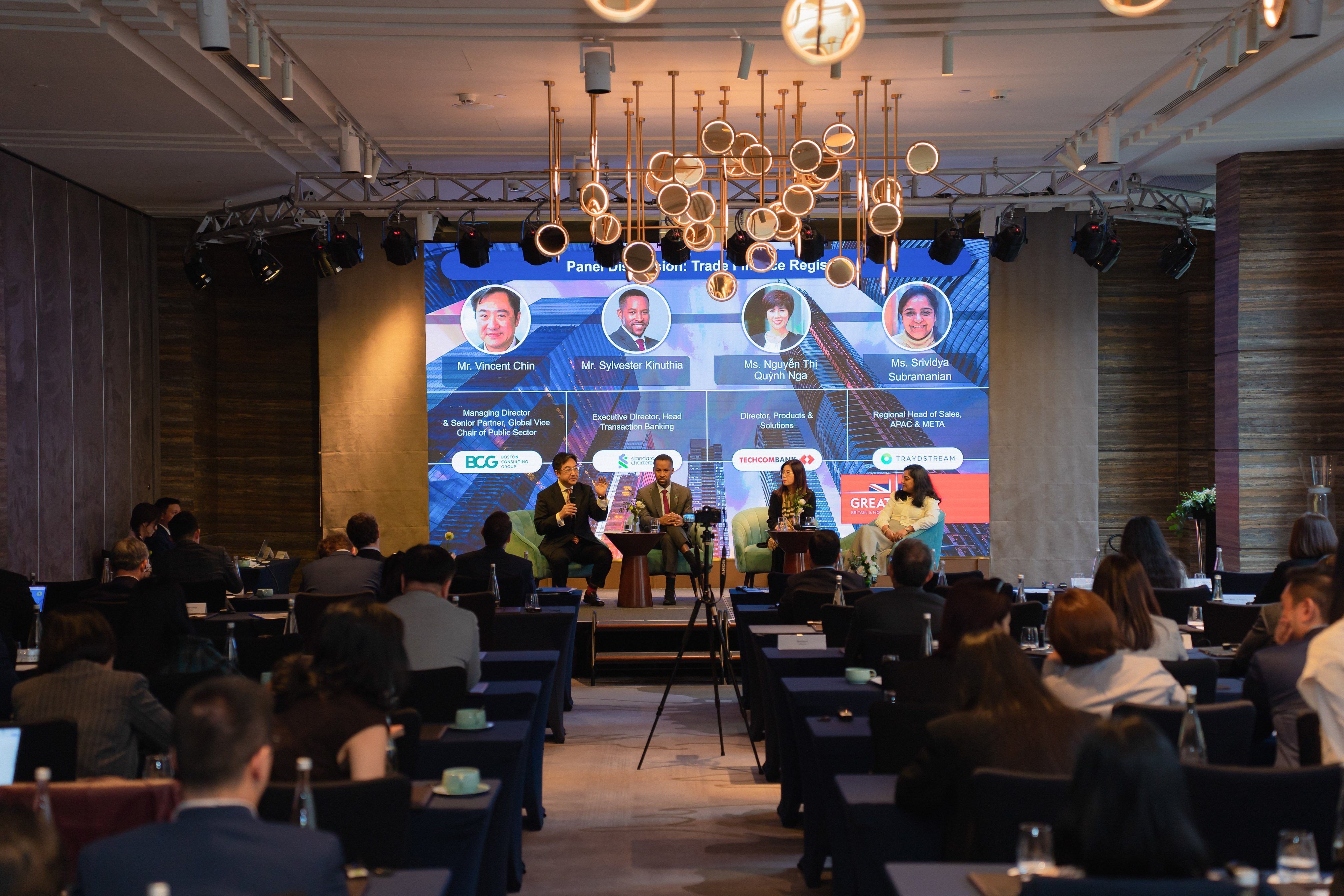 Förderung eines transparenten und integrierten Finanzökosystems Thúc đẩy Hệ sinh thái tài chính minh bạch và hội nhập