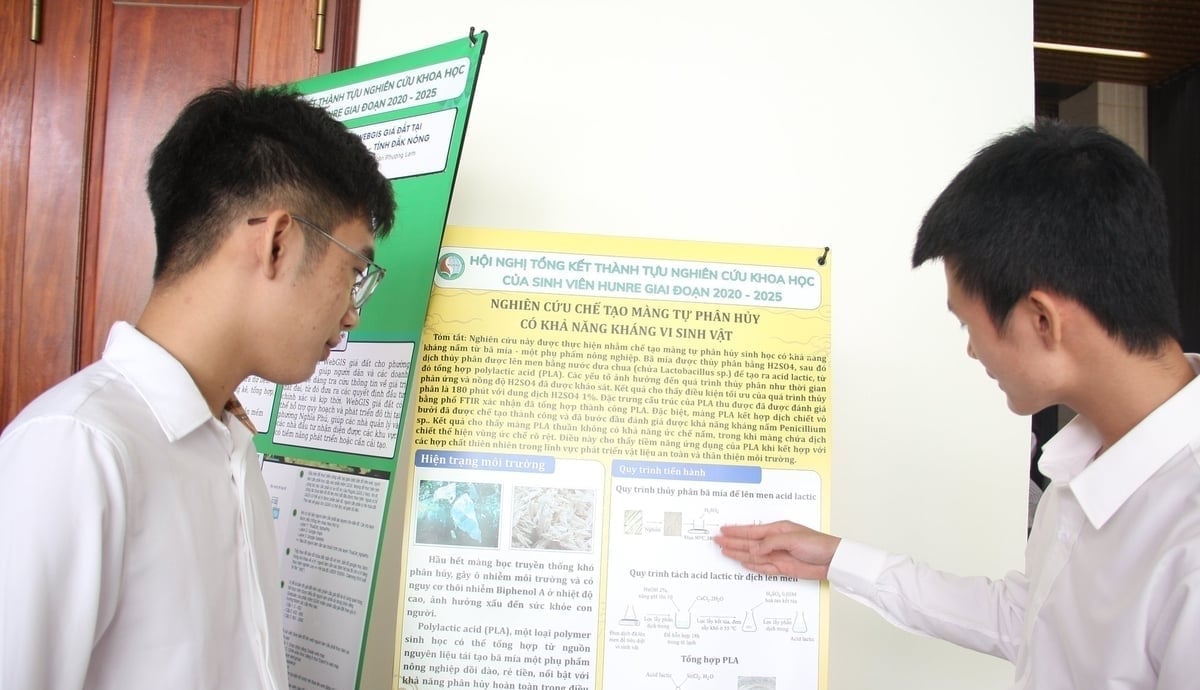 Sinh viên HUNRE rất năng động, không ngại dấn thân vào những đề tài khó, mang tính liên ngành. Ảnh: Mai Đan.