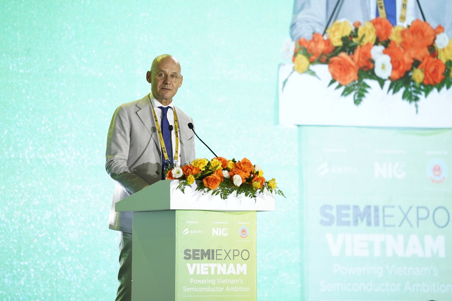 ທ່ານ Kees Van Baar ເອກອັກຄະລັດຖະທູດໂຮນລັງ