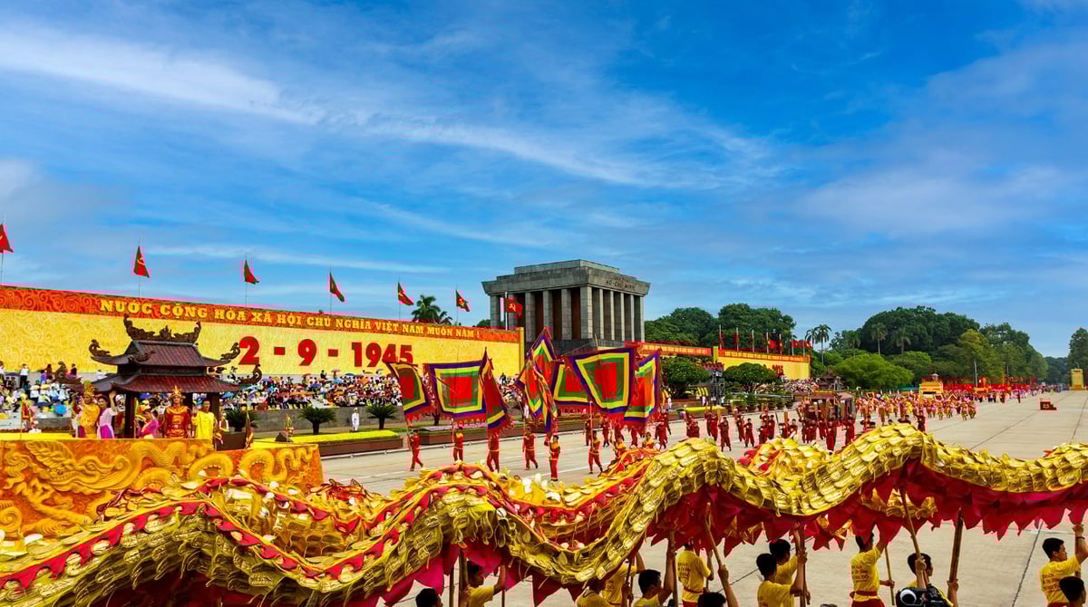 Các ý kiến góp ý vào dự thảo các văn kiện đã thể hiện niềm tin, sự kỳ vọng của cán bộ, đảng viên và Nhân dân đối với sự lãnh đạo của Đảng, tinh thần đổi mới, khoa học và cầu thị trong quá trình chuẩn bị văn kiện trình Đại hội XIV của Đảng. Ảnh: Tùng Đinh.