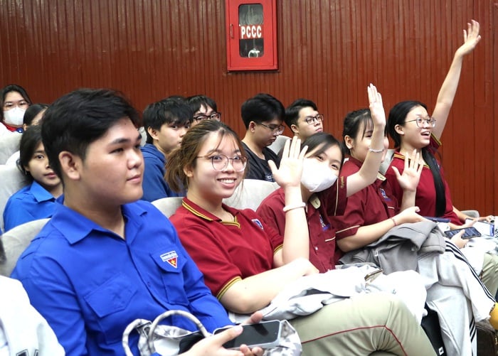 TPHCM: Hơn 500 sinh viên tham gia ngày hội ứng dụng AI - Ảnh 1.