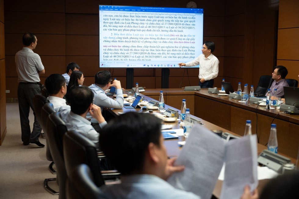 “Quốc hội chuyển từ làm luật để quản lý sang kiến tạo phát triển” - 5