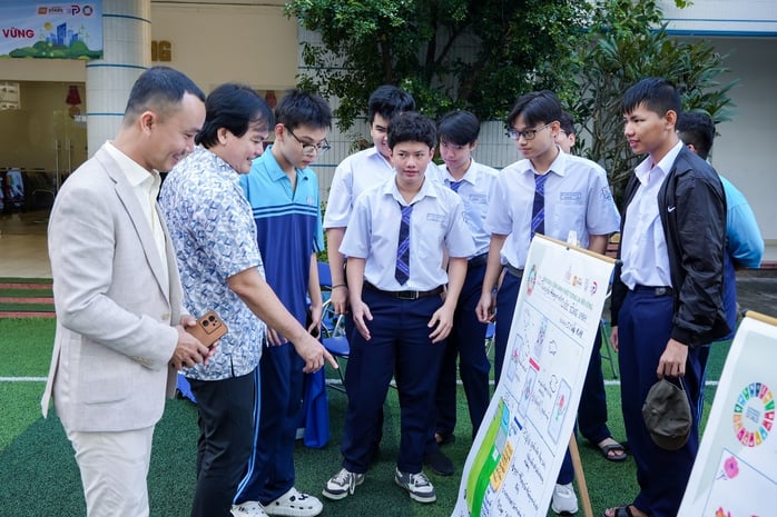 Học sinh đề xuất dùng AI nhận diện tiêu thụ điện lãng phí ở trường, lớp  - Ảnh 5.