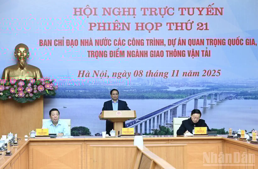 Premiärminister Pham Minh Chinh ledde mötet. (Foto: TRAN HAI)