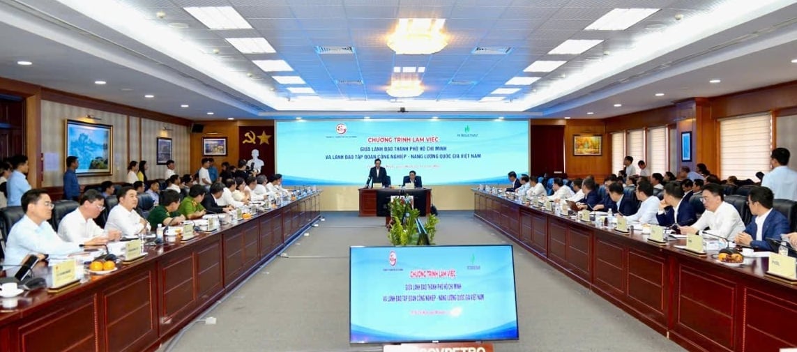 Chương trình làm việc giữa lãnh đạo TP Hồ Chí Minh và lãnh đạo Petrovietnam. Ảnh: Petrovietnam.