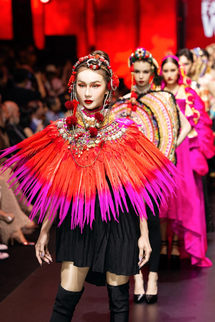 អ្នករចនាអន្តរជាតិ - រូបថត ៦.