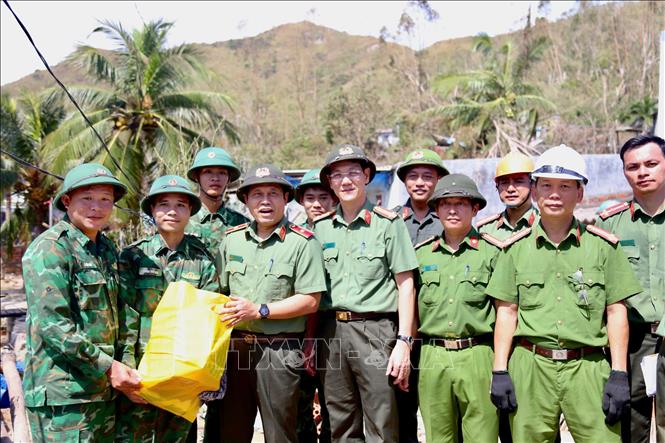 ຄຳບັນຍາຍຮູບ