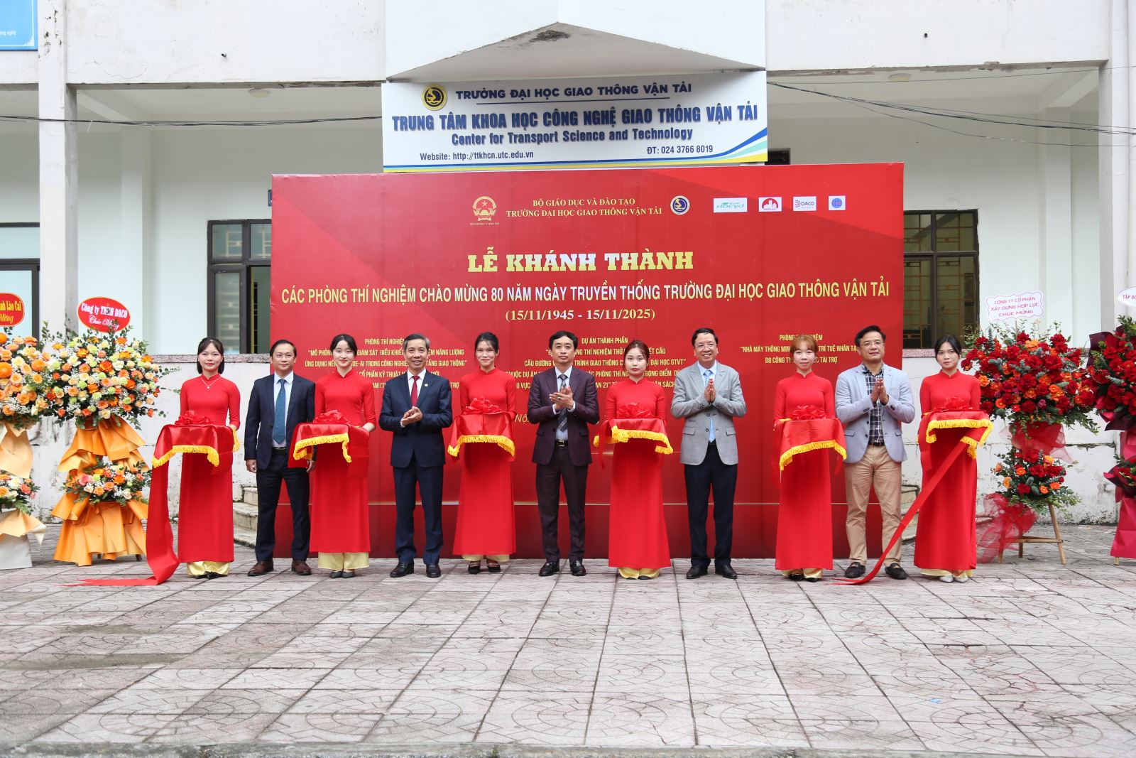 כיתוב לתמונה