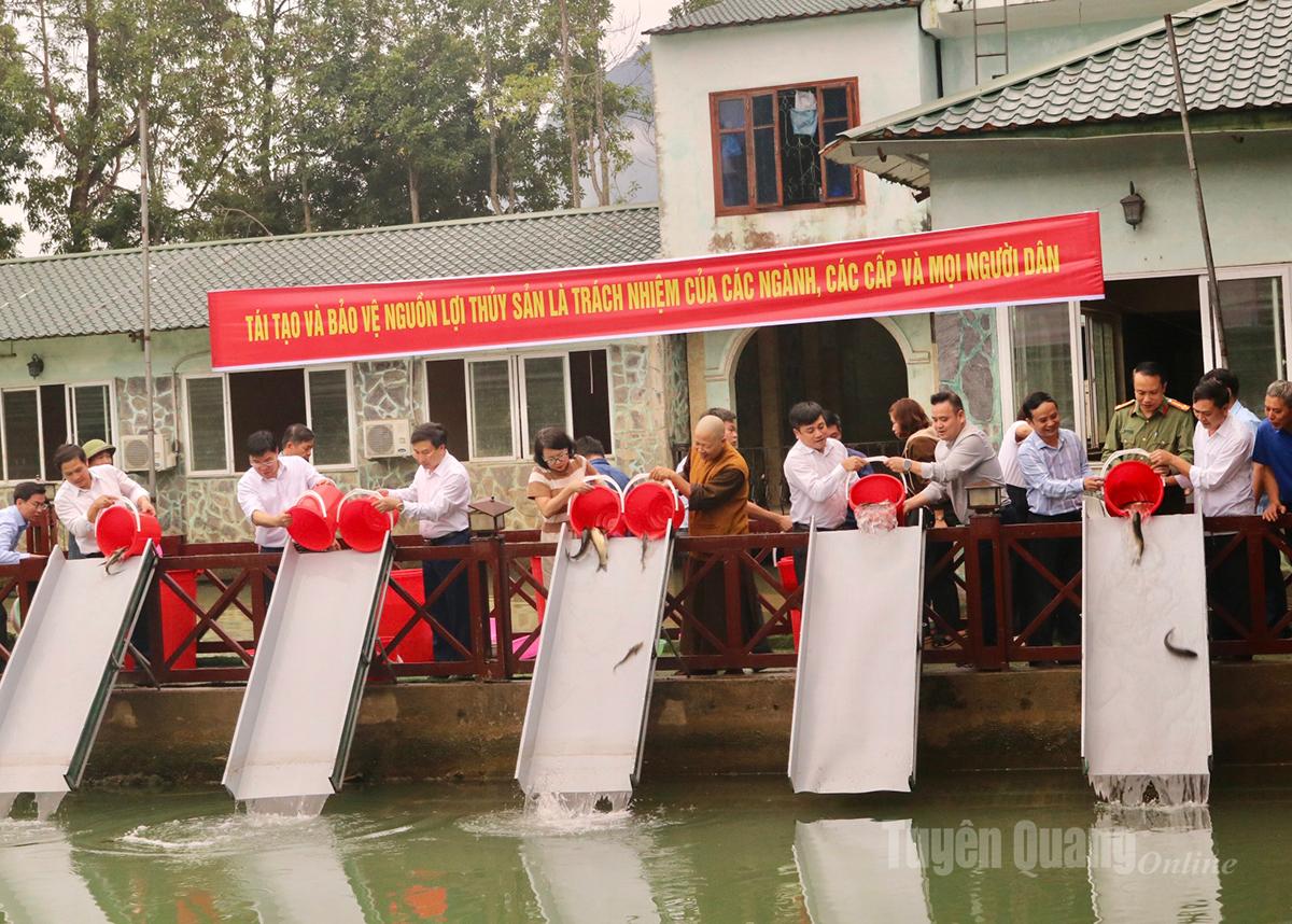 Para perwakilan mengeluarkan semua benih.