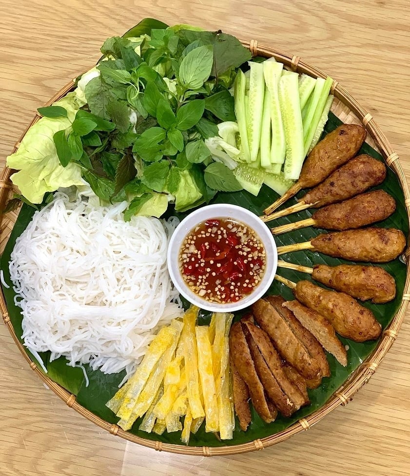 Diverse snacks around West Lake.