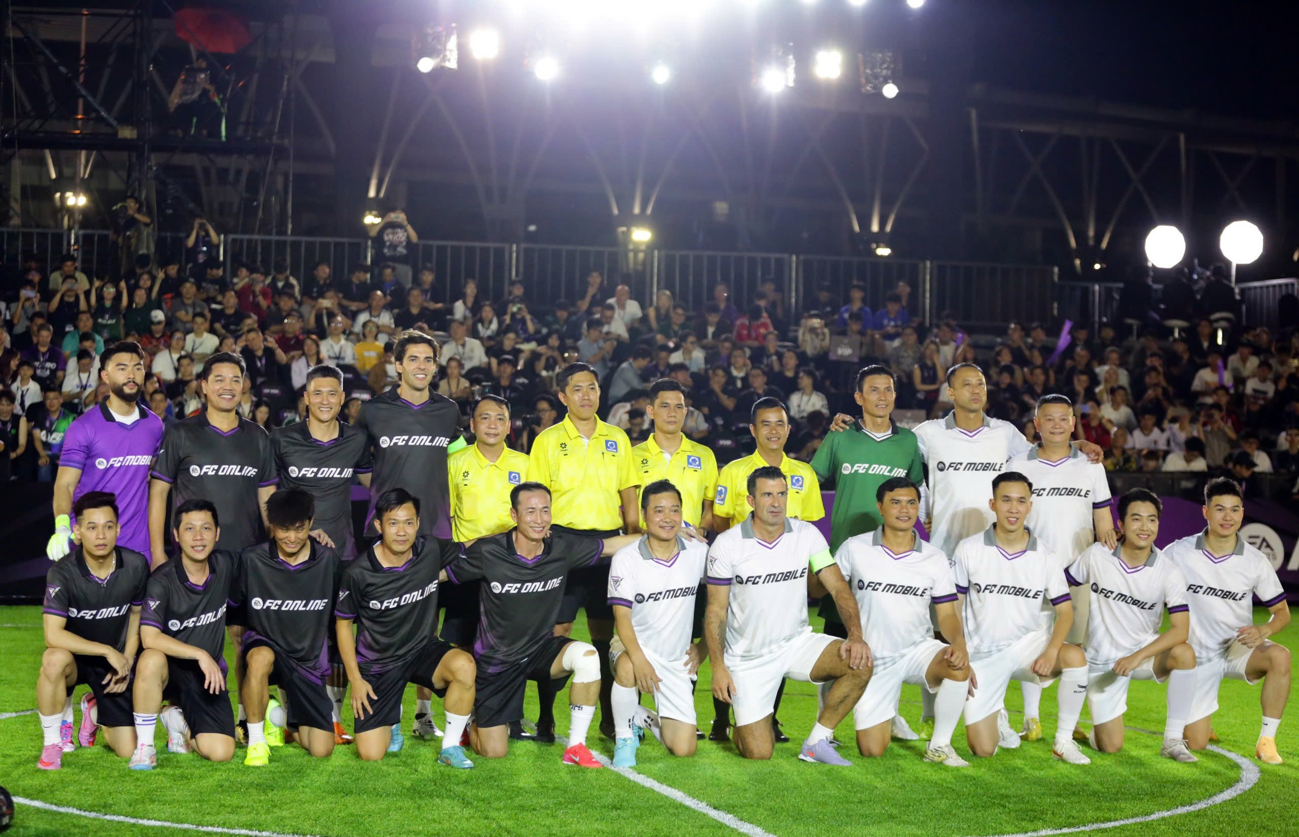 ‘Thiên thần’ Kaka và huyền thoại Figo truyền cảm hứng bóng đá đến Việt Nam- Ảnh 2.