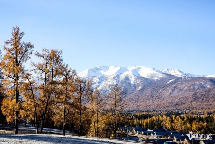Twee goede vrienden van in de vijftig huurden een auto om zelf te rijden en ontdekten onweerstaanbare momenten van schoonheid in Xinjiang - 7