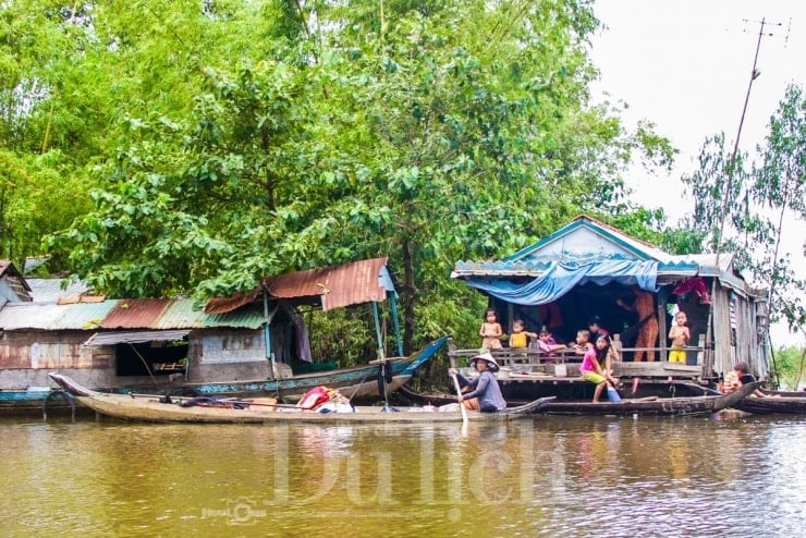 អារម្មណ៍ជីវិតដែលហូរយឺតៗជាមួយនឹងចង្វាក់នៃទឹក ពពក និងមេឃ នៃរដូវទឹកជំនន់ដែលនឹងមកដល់ បន្សល់ទុកក្នុងចិត្តនូវអារម្មណ៍សន្តិភាពដែលមិនអាចពិពណ៌នាបាន។