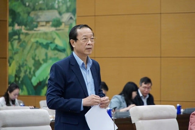 Cần cơ chế để tránh lạm dụng, thương mại hóa hoạt động giáo dục - Ảnh 1.