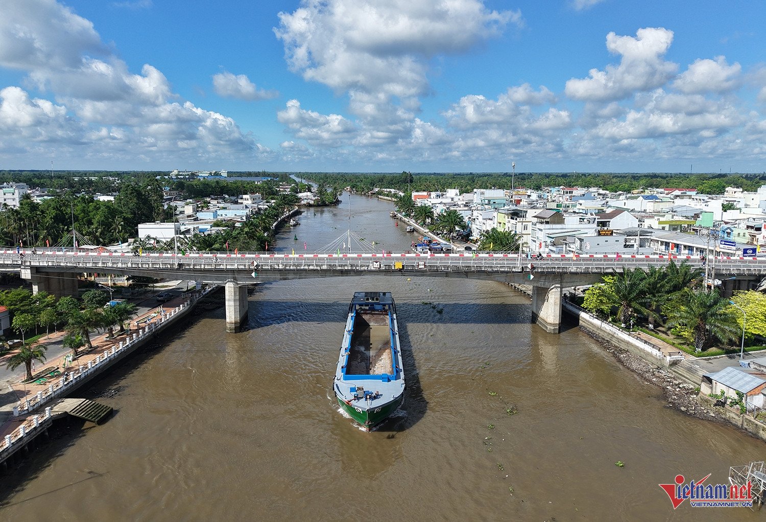 Jembatan W-Phoenix.JPG.jpg