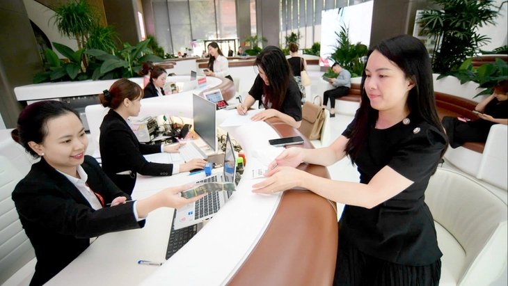 chứng khoán - Ảnh 2.