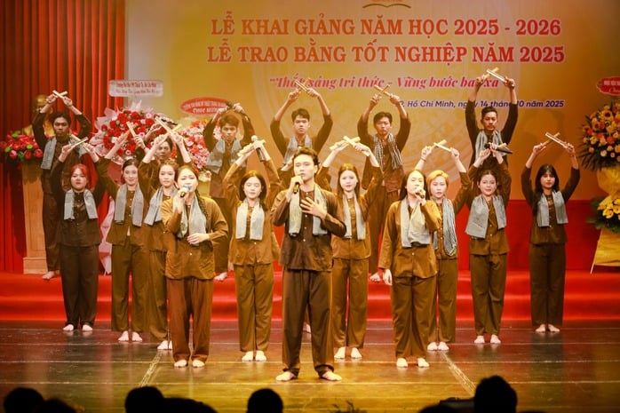 Khởi động Cuộc thi 