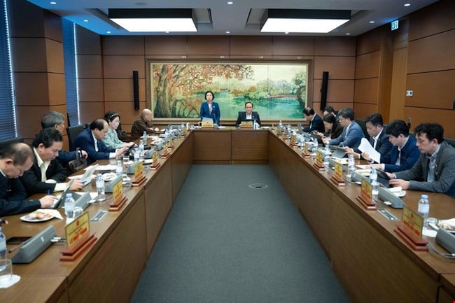 Sửa Luật Sở hữu trí tuệ: Cần quy định giao Chính phủ ban hành khung định giá tài sản trí tuệ trong lĩnh vực văn hóa và cơ chế để bản quyền âm nhạc, phim, thiết kế, game có thể làm tài sản thế chấp - Ảnh 2.