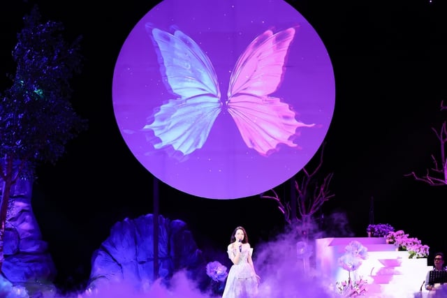 Vì sao Mỹ Tâm cứ làm liveshow là thắng lớn và thăng hoa rực rỡ?- Ảnh 17.
