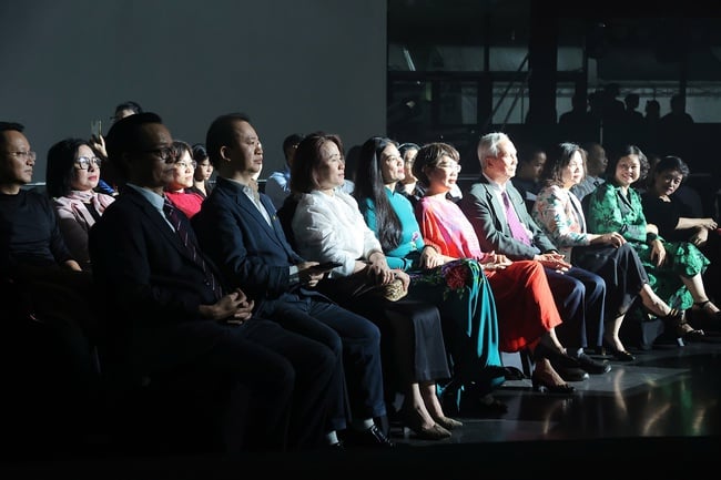 &quot;Khoảnh khắc vĩnh cửu&quot; - Quảng bá hình ảnh Việt Nam trên trường quốc tế thông qua nghệ thuật đương đại - Ảnh 1.