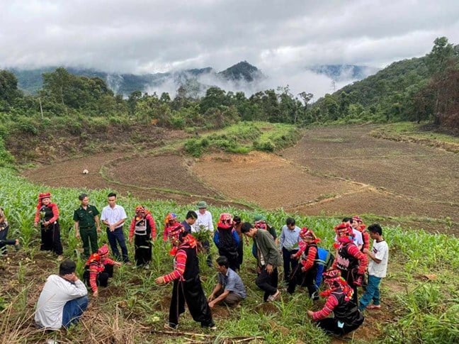 Điện Biên: Phát huy bản sắc văn hóa dân tộc gắn với phát triển du lịch sinh thái, cộng đồng để giảm nghèo ở Tả Ló San  - Ảnh 1.