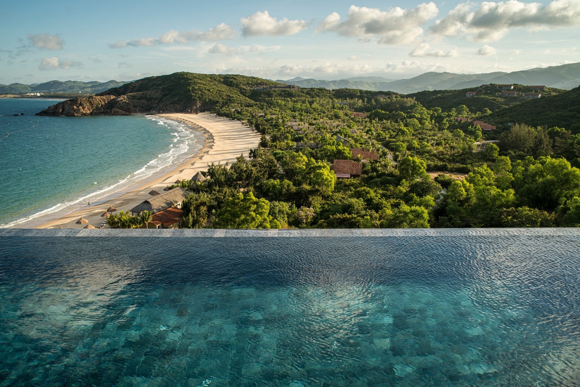 Top 5 resort xa hoa ở Việt Nam, được giới nhà giàu chọn làm nơi ẩn mình - 10