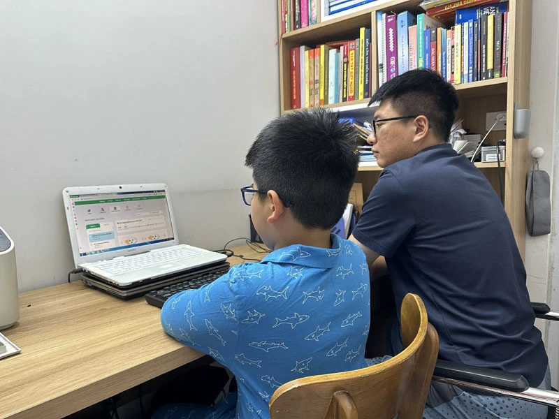 Digitaal ouderschap: management of begeleiding?