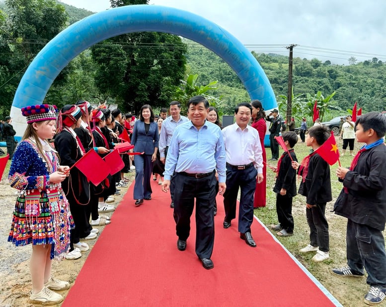 Khởi công xây dựng các trường phổ thông nội trú tại các xã biên giới đất liền- Ảnh 8.