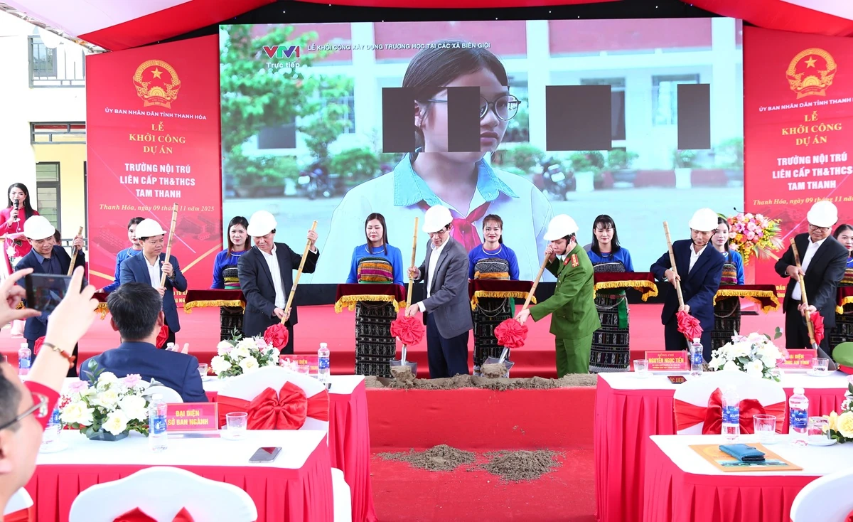 Ceremonia de inaugurare a lucrărilor la Școala Primară și Internatul Gimnazial Tam Thanh