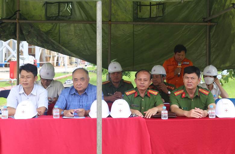 គណៈបញ្ជាការបានបើកកិច្ចប្រជុំត្រួតពិនិត្យបទពិសោធន៍ក្រោយសមយុទ្ធ។