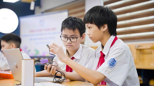 STEM Innovation Petrovietnam: Thắp sáng ‘nguồn năng lượng tri thức’ cho tương lai đất nước - Ảnh 1.