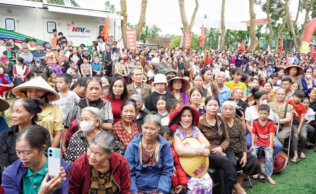 Đồng loạt khởi công trường nội trú liên cấp các xã biên giới - Ảnh 12.