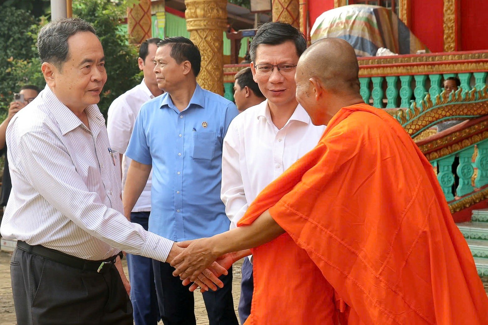 Chủ tịch Quốc hội dự Ngày hội Đại đoàn kết toàn dân tộc tại Cần Thơ- Ảnh 1.