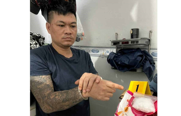 Công an phường Rạch Giá bắt quả tang 2 đối tượng tàng trữ trái phép chất ma túy