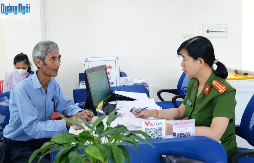 Tập trung nguồn lực khắc phục điểm nghẽn của dịch vụ công trực tuyến- Ảnh 2.