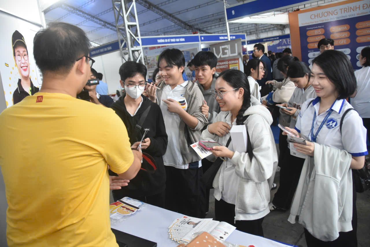כיתוב לתמונה