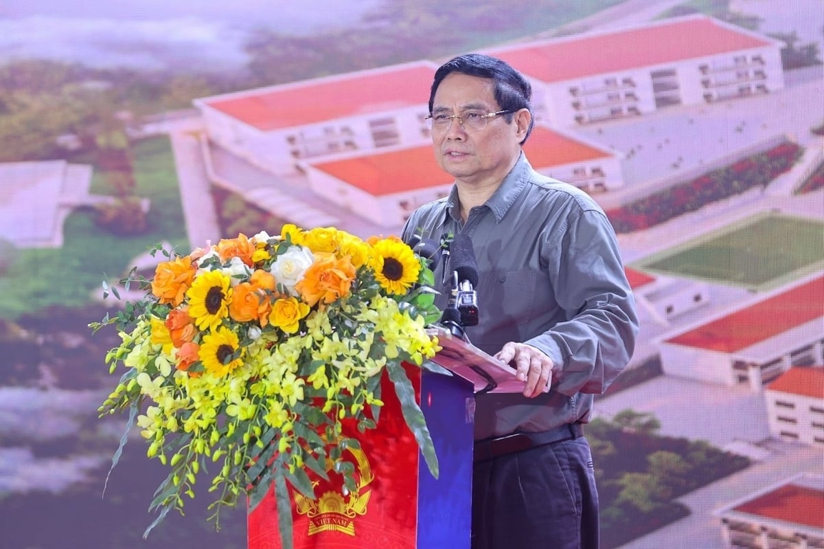 Thủ tướng Chính phủ Phạm Minh Chính phát biểu tại Lễ khởi công ở điểm cầu tỉnh Thanh Hóa. Ảnh: VGP/Nhật Bắc.