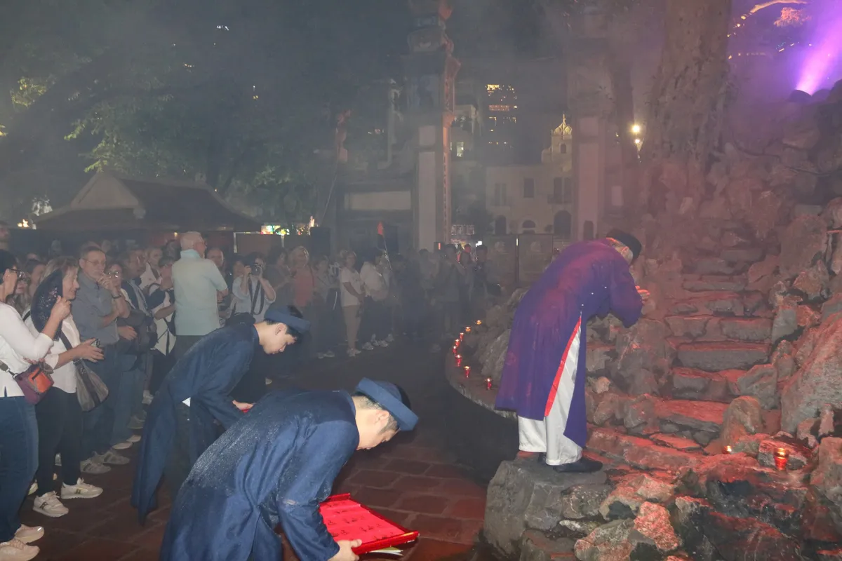 Ứng dụng công nghệ 3D mapping tại tour đêm “Ngọc Sơn - đêm huyền bí”  - Ảnh 1.