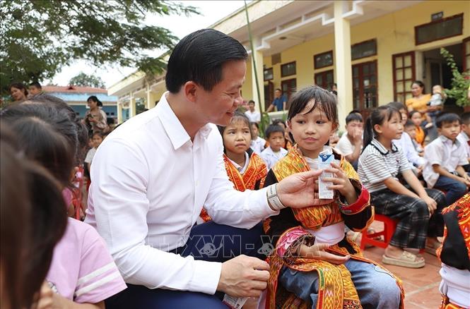 ຄຳບັນຍາຍຮູບ