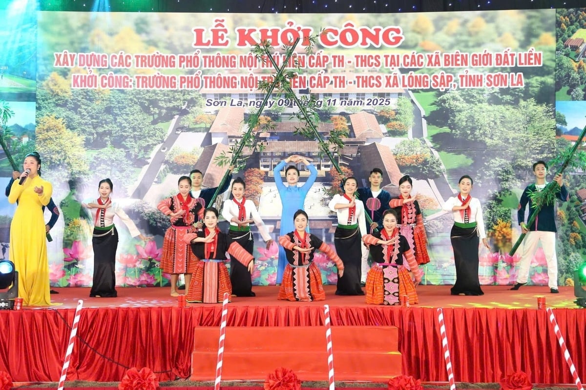 Trường phổ thông nội trú liên cấp TH - THCS Lóng Sập là 1 trong 13 trường liên cấp được triển khai tại vùng biên Sơn La. Ảnh: Nguyễn Nga.