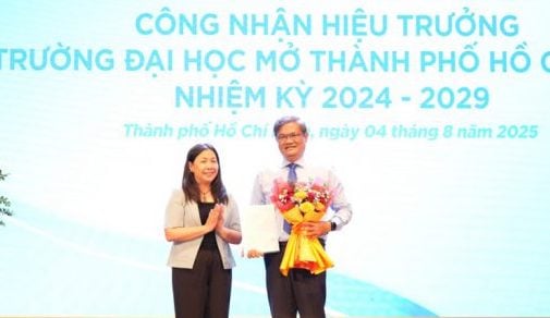 Một số trường đại học kiện toàn nhân sự lãnh đạo nhiệm kỳ mới - Ảnh 2.