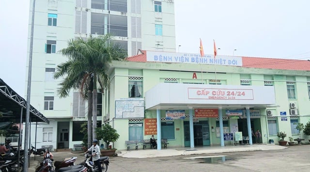 Резкий рост числа случаев сезонного гриппа в Кханьхоа. Врачи рекомендуют помнить о мерах профилактики заболевания - Фото 1. Tăng mạnh người bị cúm mùa ở Khánh Hòa, bác sĩ khuyến cáo điều cần nhớ để phòng bệnh- Ảnh 1.