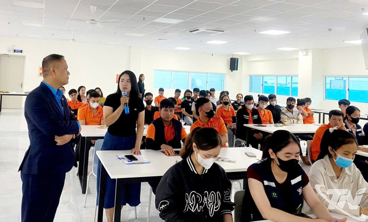 Qua mỗi buổi tuyên truyền pháp luật, người lao động 
được trang bị thêm nhiều kiến thức pháp lý.