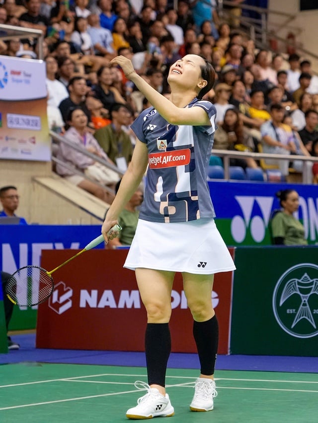 Nguyen Thuy Linh - Photo 2.