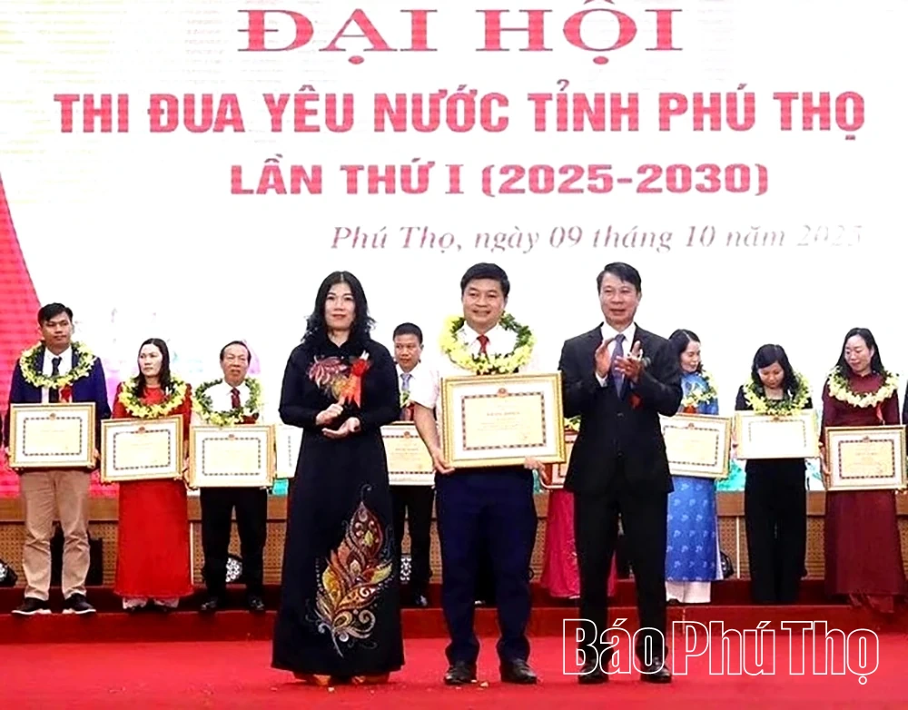 คณะทำงานที่อุทิศตนเพื่อคนยากจน