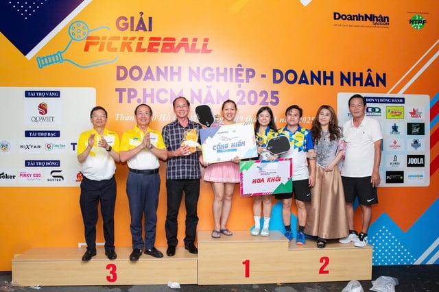 Tranh tài sôi nổi giải pickleball doanh nghiệp – doanh nhân TP.HCM 2025- Ảnh 4.